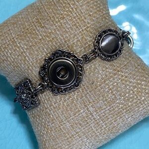 Ginger Snaps Brass Poetic Bracelet (Petite Snaps)